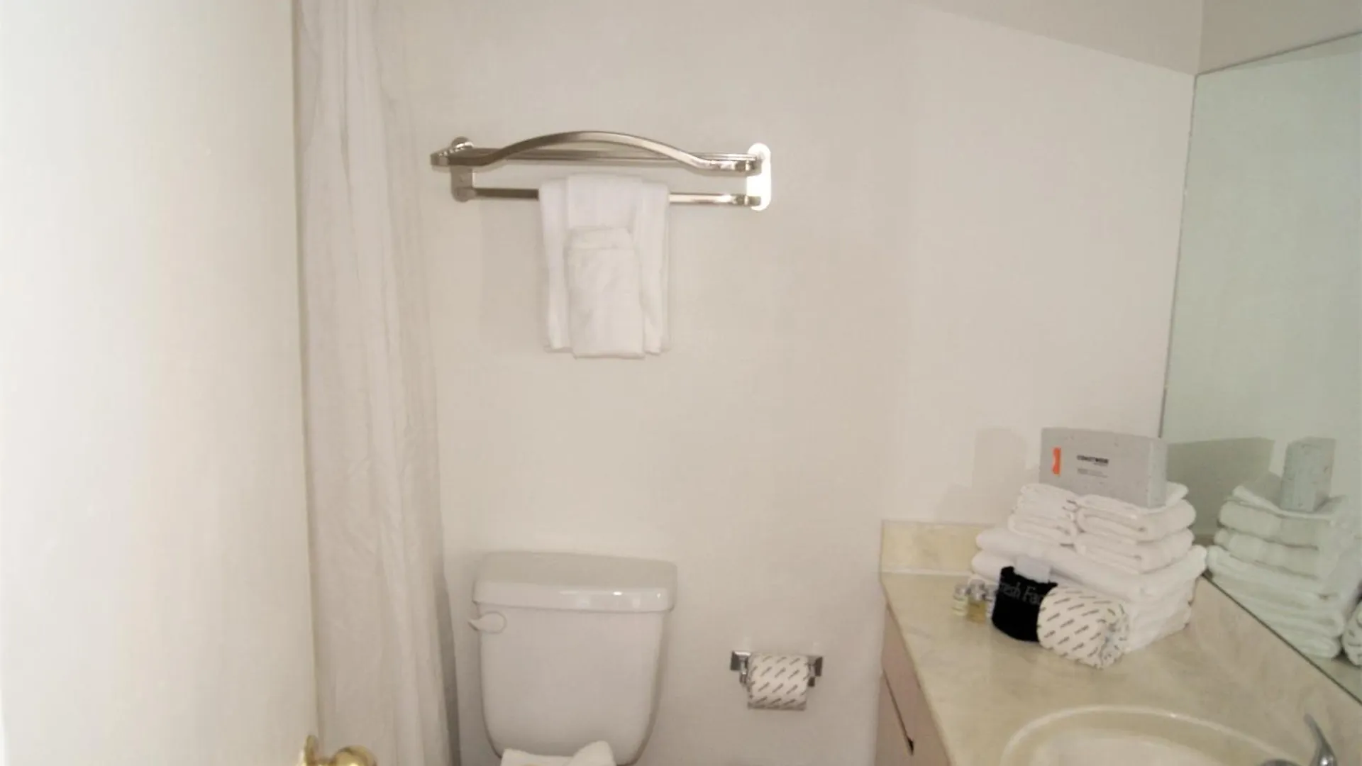 Apartamento 227-Fully Furnished, Wifi Included Scottsdale